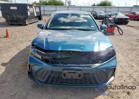 2025 Toyota Camry Xse z USA, uszkodzony, nr VIN 4T1DAACK6SU128302